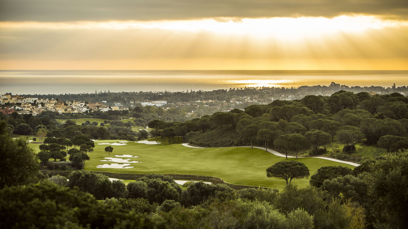 World class Sotogrande STAY & PLAY package offers unforgettable golf experience